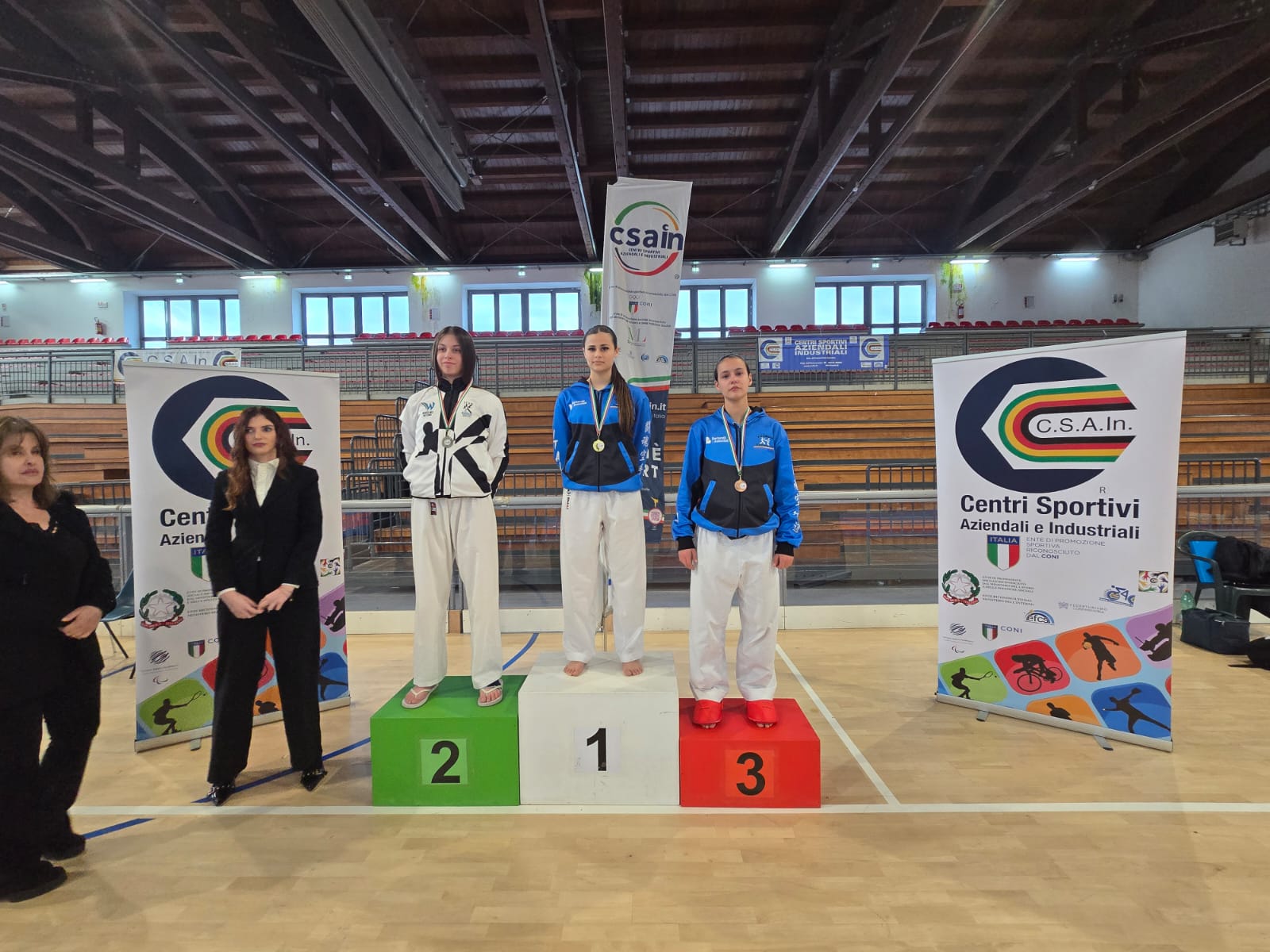 Podio kumite – cerimonia premiazione CSAIN